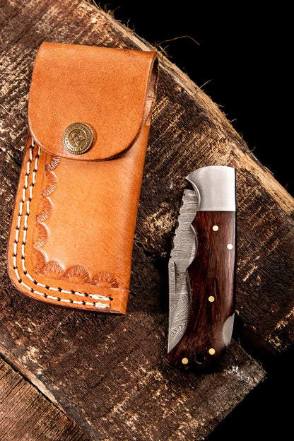 6” Hand Made Damascus Steel Hunting Pocket Knife With Engraved Blade & Patterned Walnut Wooden Handle